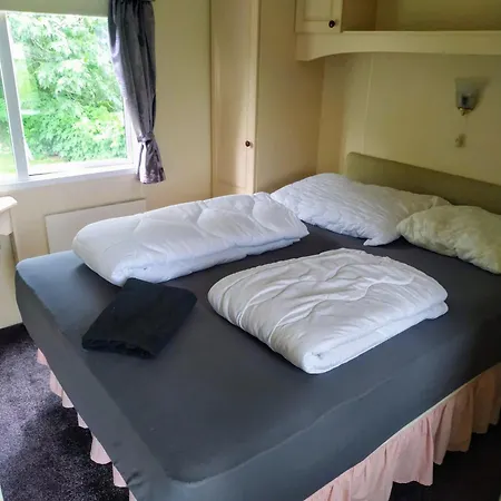 Mobilehouse Udraz Apartment Kutna Hora Exterior photo